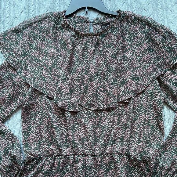 Free Press Clothing Long Sleeve Peplum Feminine Top Blouse with Bertha Collar - Picture 3 of 13